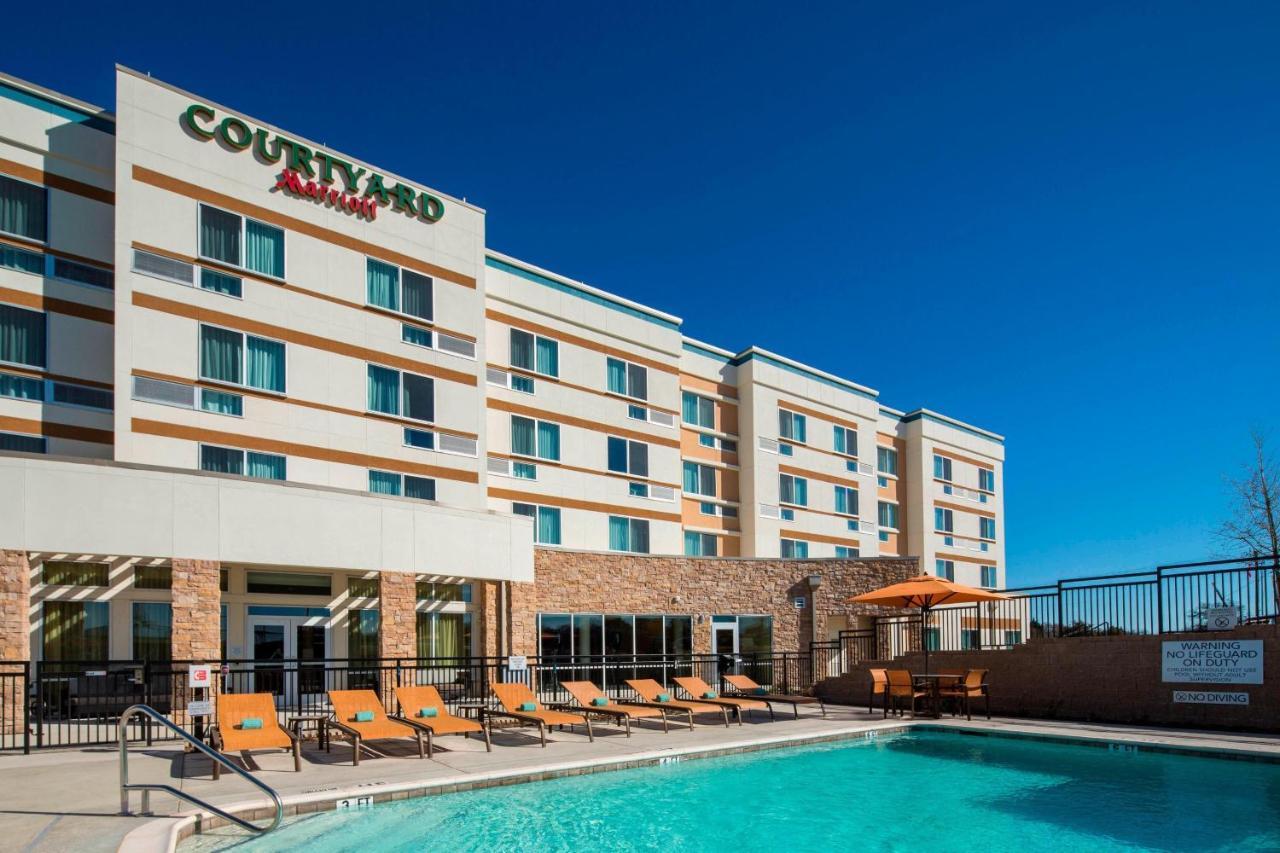 คอร์ตยาร์ด ดัลลัส มิดโลเทียน แอท มิดโลเทียน คอนเฟอเรนซ์ เซ็นเตอร์ Hotel Midlothian ภายนอก รูปภาพ