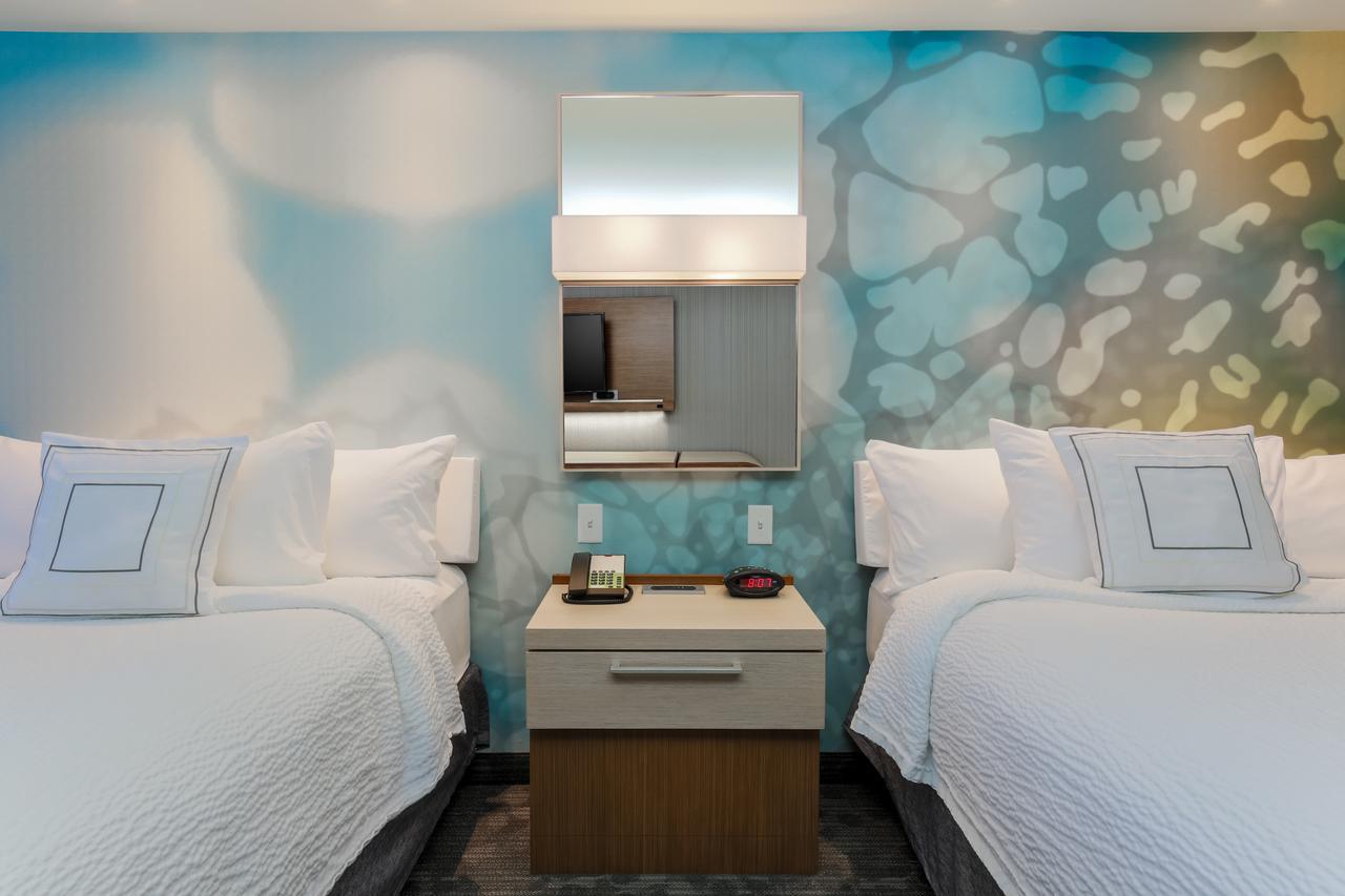 คอร์ตยาร์ด ดัลลัส มิดโลเทียน แอท มิดโลเทียน คอนเฟอเรนซ์ เซ็นเตอร์ Hotel Midlothian ภายนอก รูปภาพ